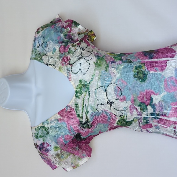 KOMAROV | White & Floral Long Crinkle Dress with Cap Flutter Sleeves, Size S - Picture 2 of 16